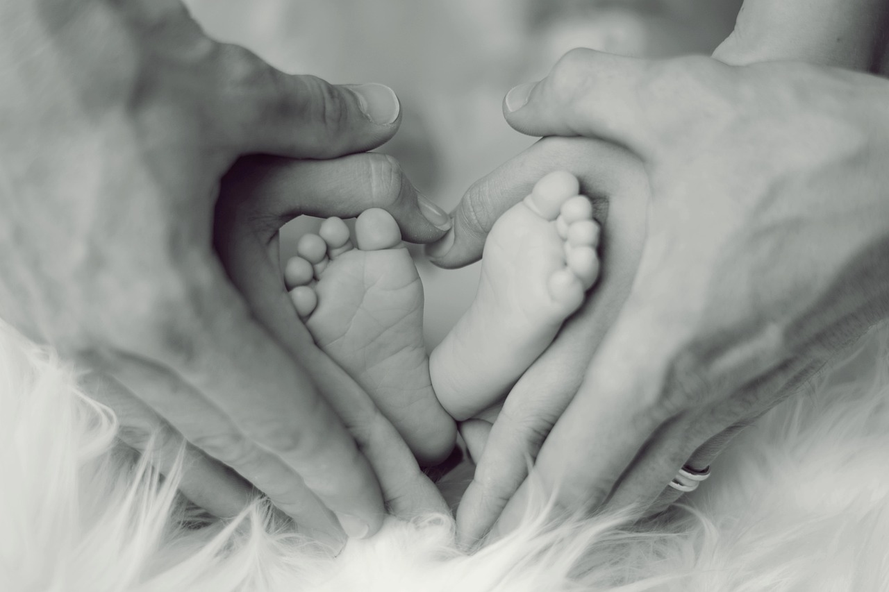 Infant, feet, father — How Casinos Provide a Safe Space for Enjoyable Gambling